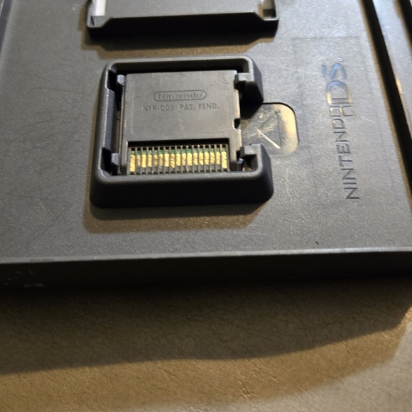 Nintendo Nintendogs Dalmatian & Friends DS Game - Black and White - Picture 3 of 4